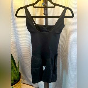 Assets by SPANX black shape-wear, NWOT (never worn), sz 2X